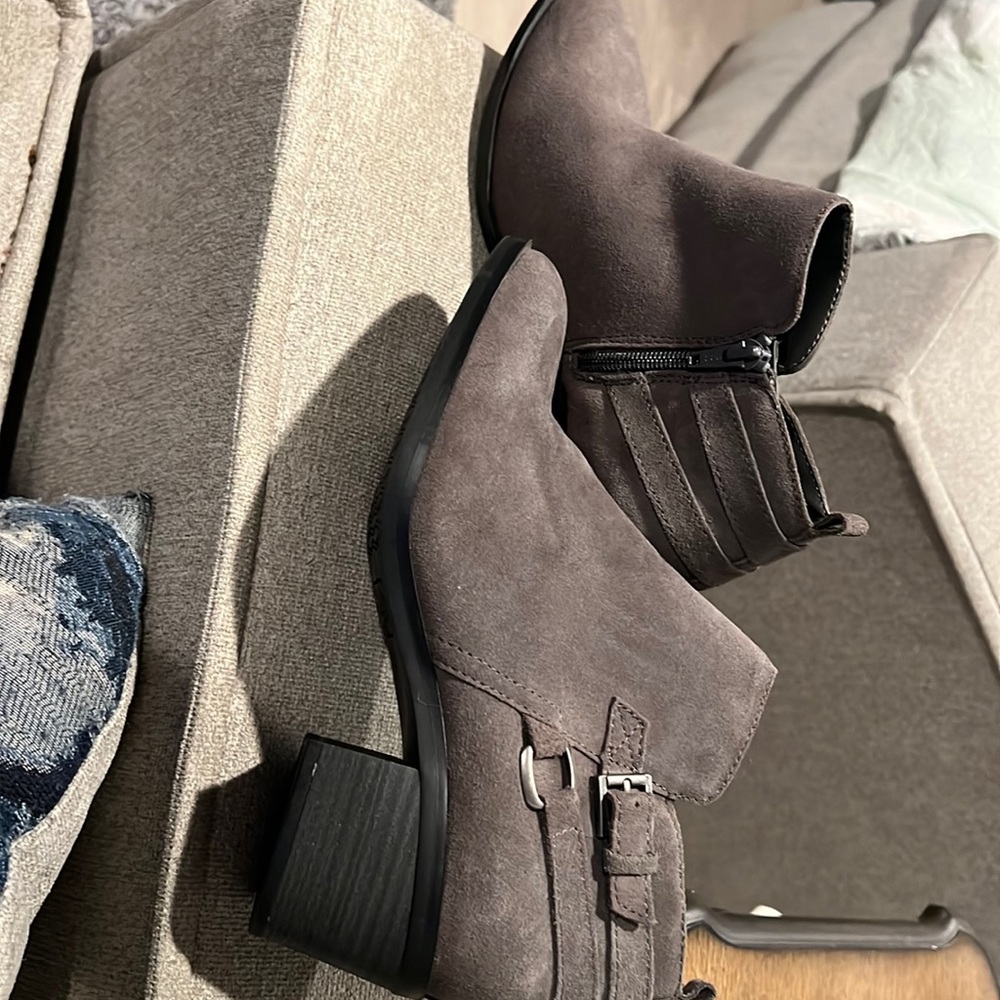 Grey Sonoma booties boots